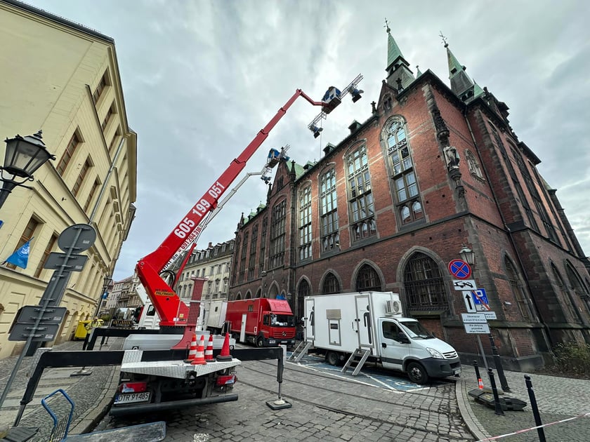 Plan zdjęciowy do filmu ,,Mamka'' w reżyserii Magnus von Horn. Filmowcy na kilka dni zajęli ulicę Szajnochy