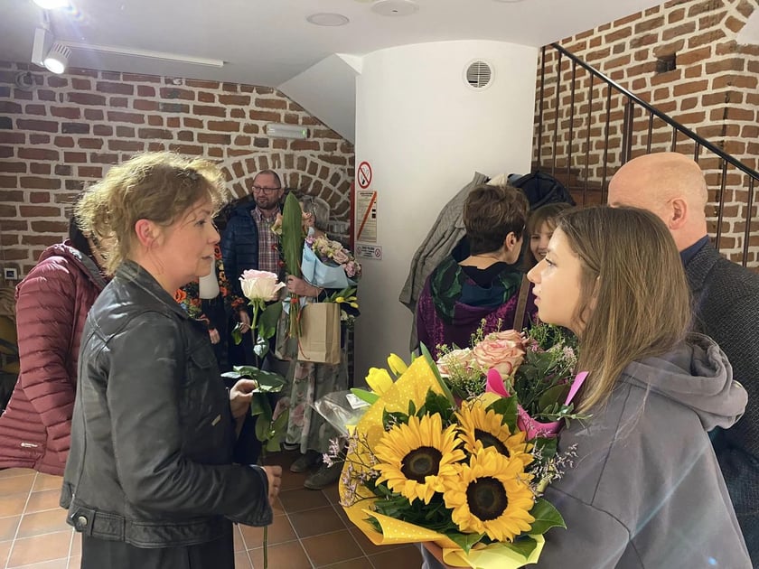 Wernisaż wystawy W inny miejscu w Galerii Brama Wrocławska w Oleśnicy