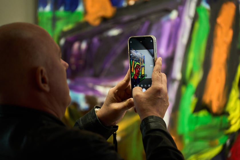 Wernisaż wystawy "W cieniu obrazów jestem" Zdzisława Nitki