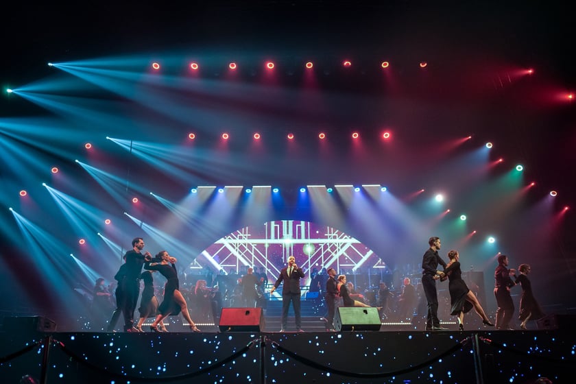 Wielkie show w Hali stulecia. Koncert "Gwiazdozbiór Aniołów. In varietae concordia".