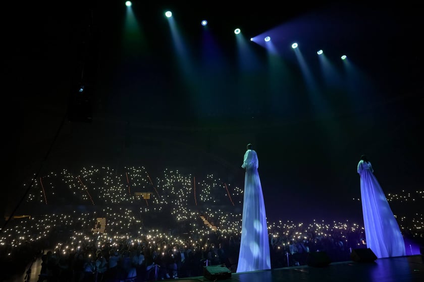 Wielkie show w Hali stulecia. Koncert "Gwiazdozbiór Aniołów. In varietae concordia".