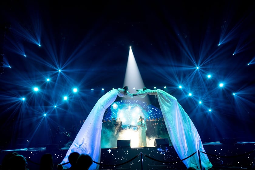 Wielkie show w Hali stulecia. Koncert "Gwiazdozbiór Aniołów. In varietae concordia".