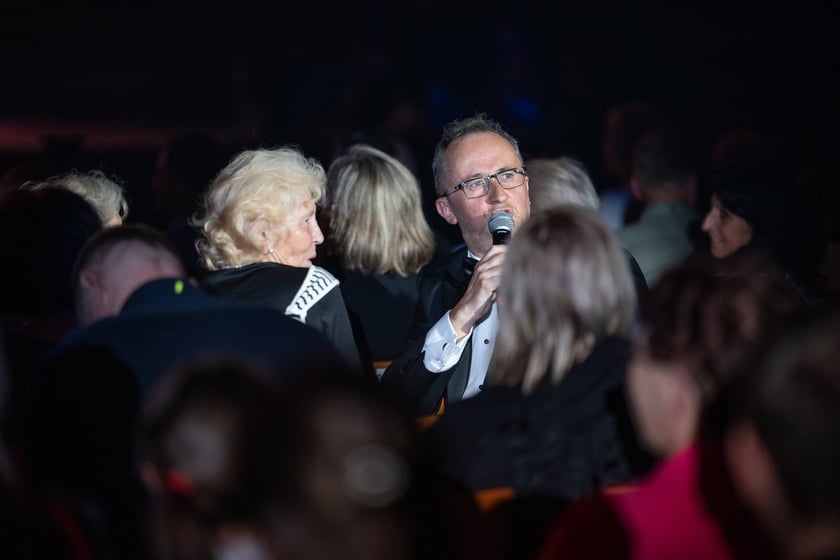 Wielkie show w Hali stulecia. Koncert "Gwiazdozbiór Aniołów. In varietae concordia".