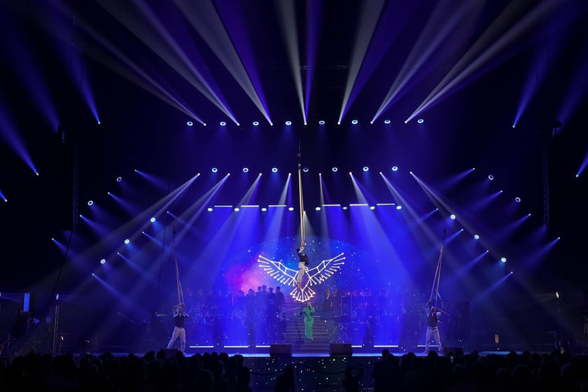 Wielkie show w Hali stulecia. Koncert "Gwiazdozbiór Aniołów. In varietae concordia".