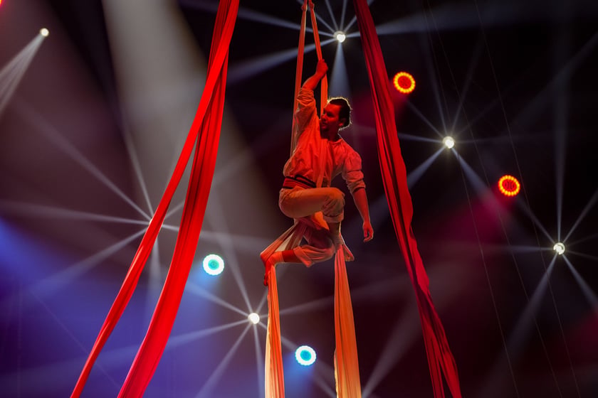 Wielkie show w Hali stulecia. Koncert "Gwiazdozbiór Aniołów. In varietae concordia".