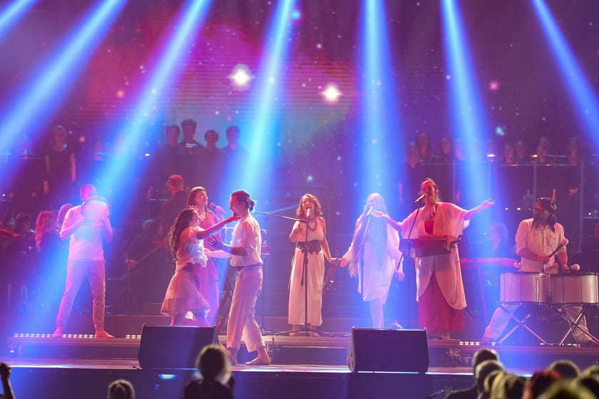 Wielkie show w Hali stulecia. Koncert "Gwiazdozbiór Aniołów. In varietae concordia".