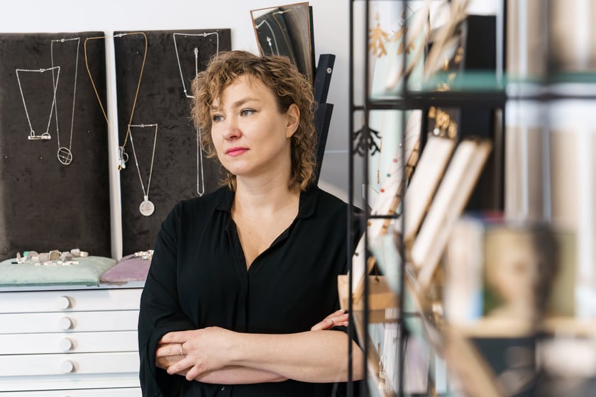 Dominika Kuźniar w swojej pracowni