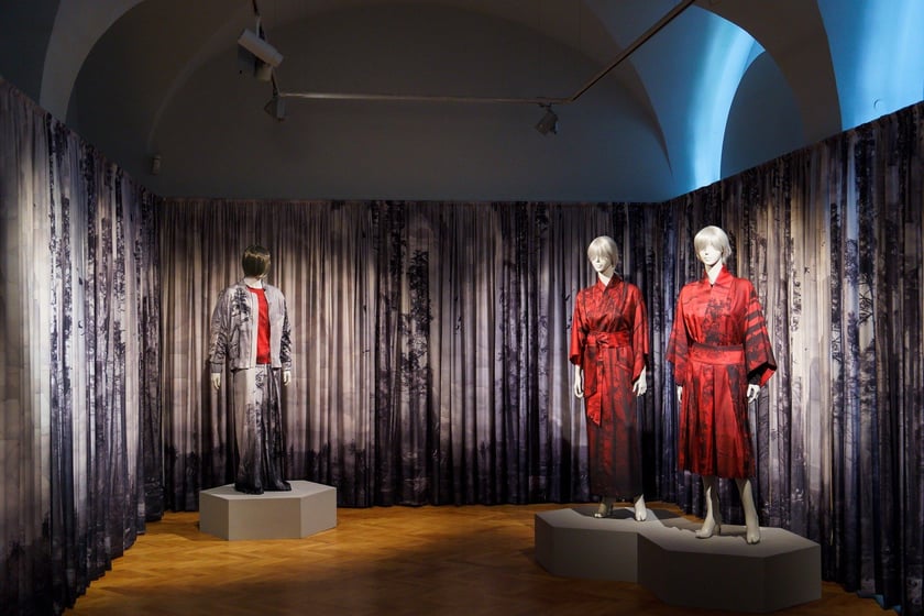 Wystawa &bdquo;Kimono jako doświadczenie. Język sztuki Joanny Hawrot&rdquo; w Muzeum Narodowym we Wrocławiu