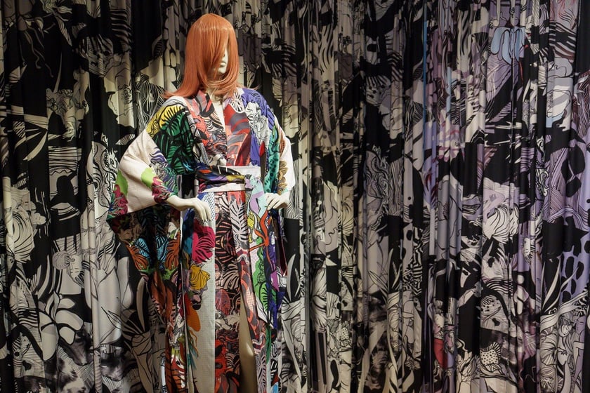 Wystawa &bdquo;Kimono jako doświadczenie. Język sztuki Joanny Hawrot&rdquo; w Muzeum Narodowym we Wrocławiu