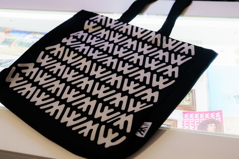 Gadżety w sklepiku Muzeum Narodowego we Wrocławiu