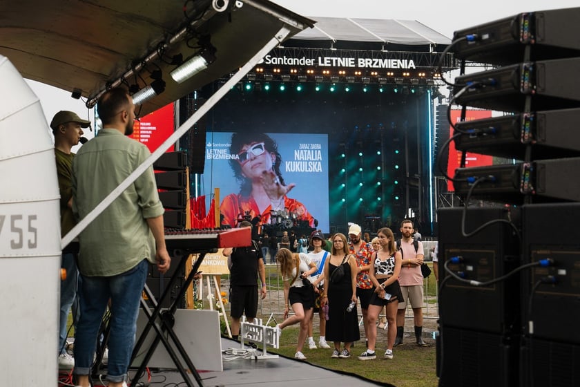Santander Letnie Brzmienia 2024 &ndash; taki był piątek na Polach Marsowych