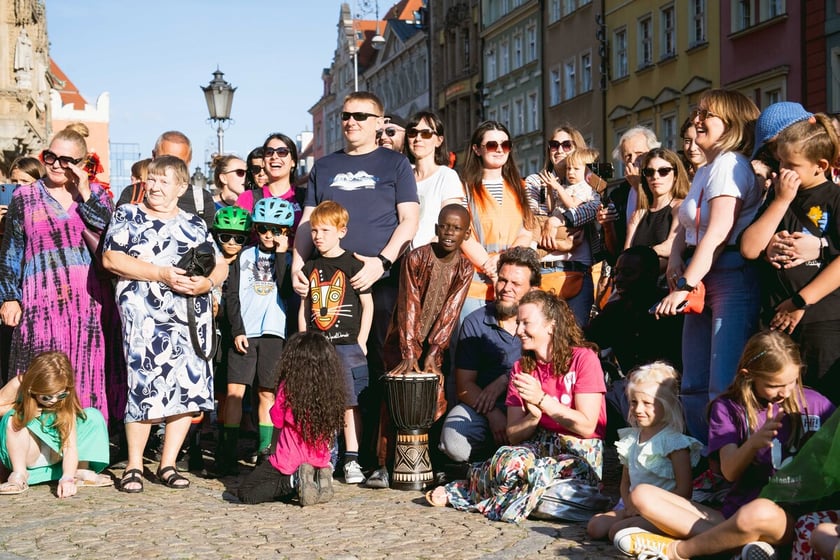 Kolorowa parada Lelenfant na ulicach Wrocławia, 29.07.2024