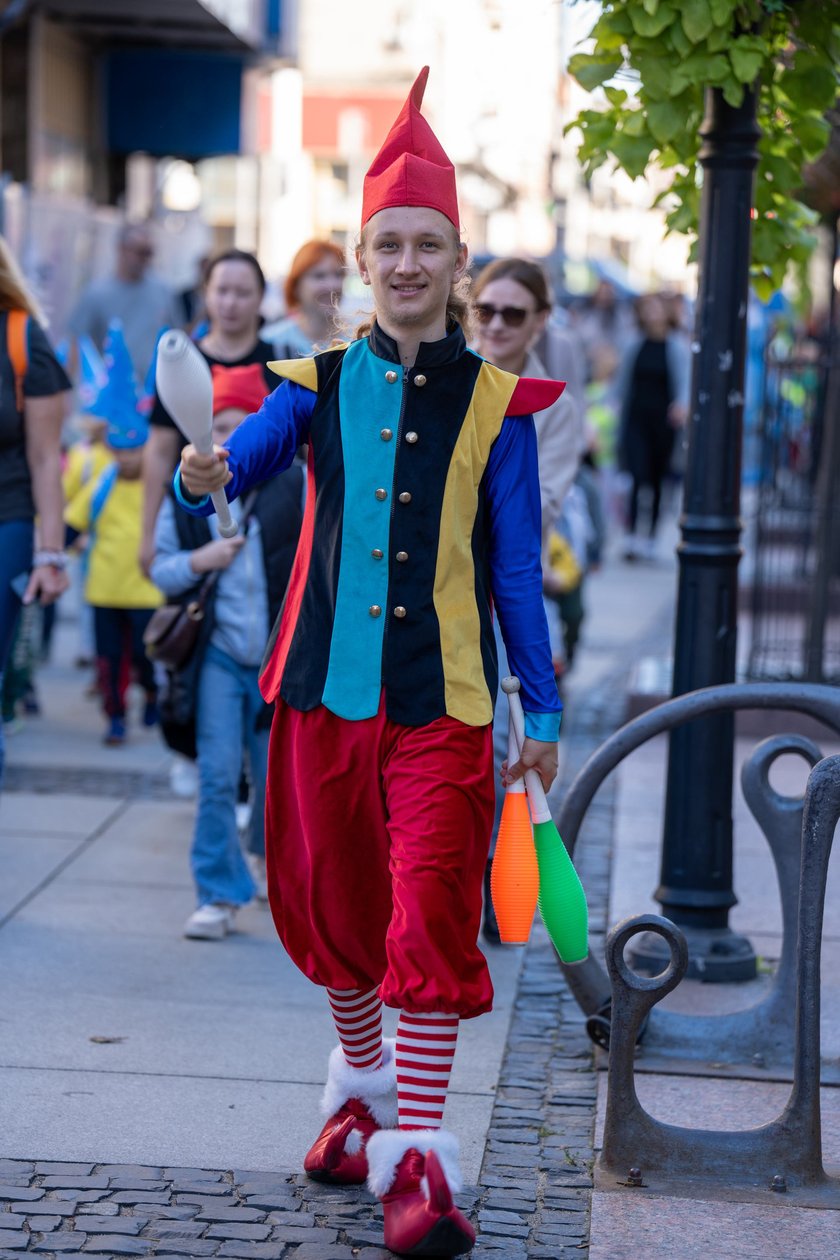 Parada na Wrocławskim Festiwalu Krasnoludków 2024