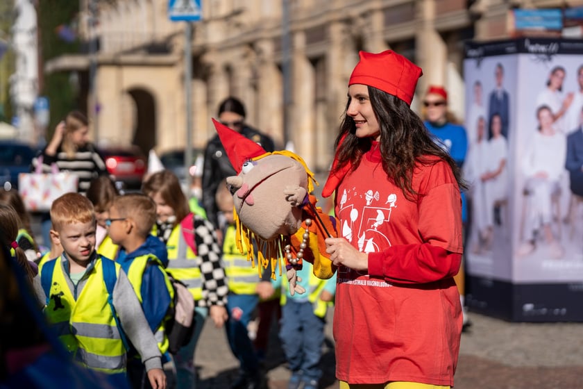 Parada na Wrocławskim Festiwalu Krasnoludków 2024
