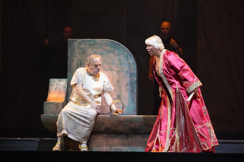 Pr&oacute;ba do spektaklu &bdquo;Nabucco&rdquo; w Operze Wrocławskiej