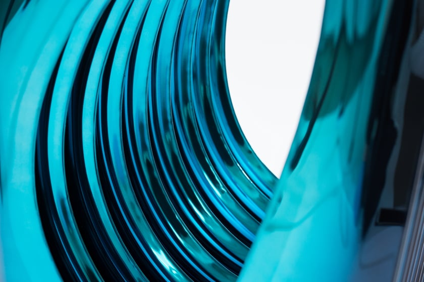 Prace Oskara Zięty precentowane na wystawie indywidulanej w Singapurze