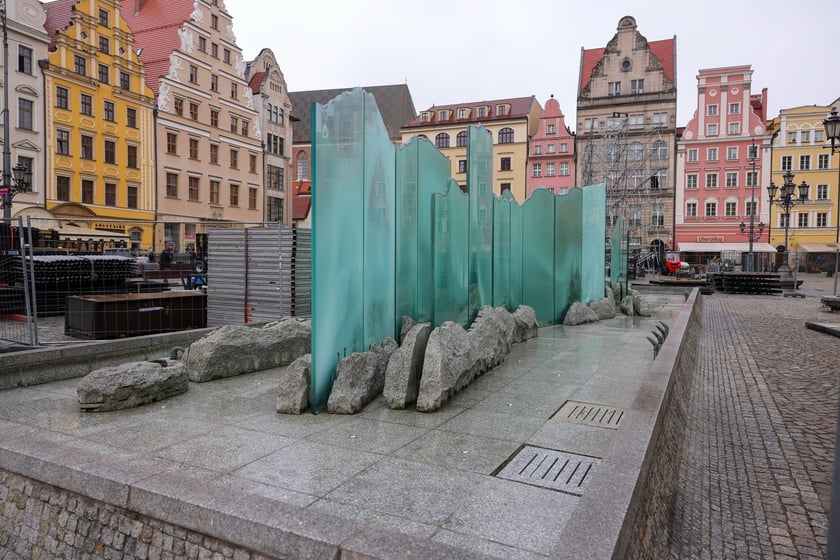 Na wrocławskim Rynku jest już szykowana scena na wielki koncert 11 listopada