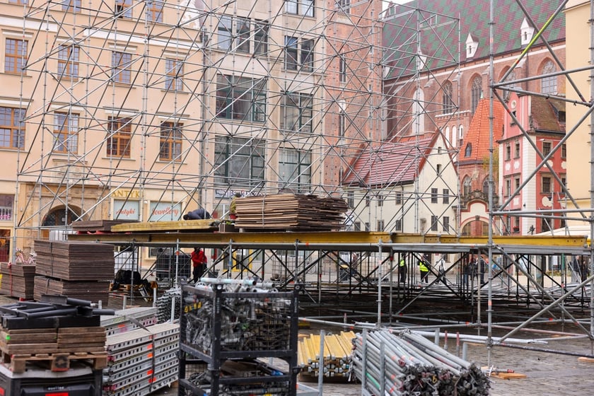 Na wrocławskim Rynku jest już szykowana scena na wielki koncert 11 listopada