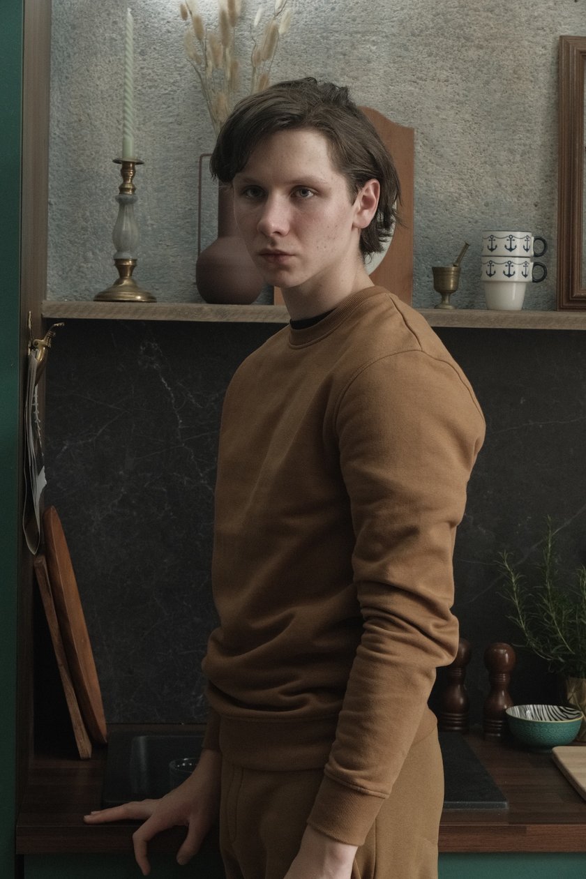 Borys Otawa na planie filmu &bdquo;To się nie dzieje&rdquo; w Wytw&oacute;rni Film&oacute;w Fabularnych