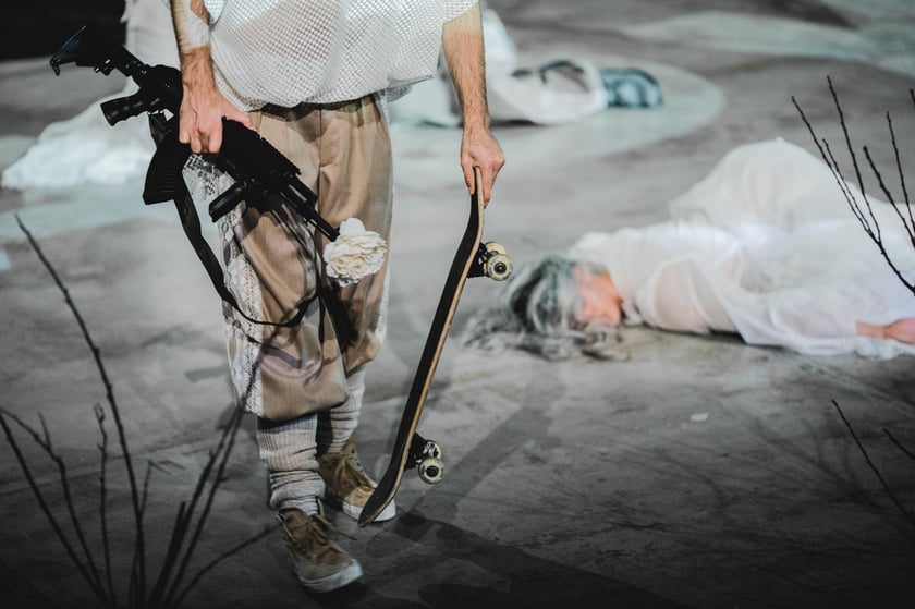 Próba do premiery przedstawienia „Stado. W środku jesteśmy baśnią” w WTP