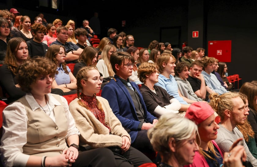 Gala wręczenia nagr&oacute;d w VI edycji Konkursu Strefy Kontaktu we Wrocławskim Teatrze Wsp&oacute;łczesnym