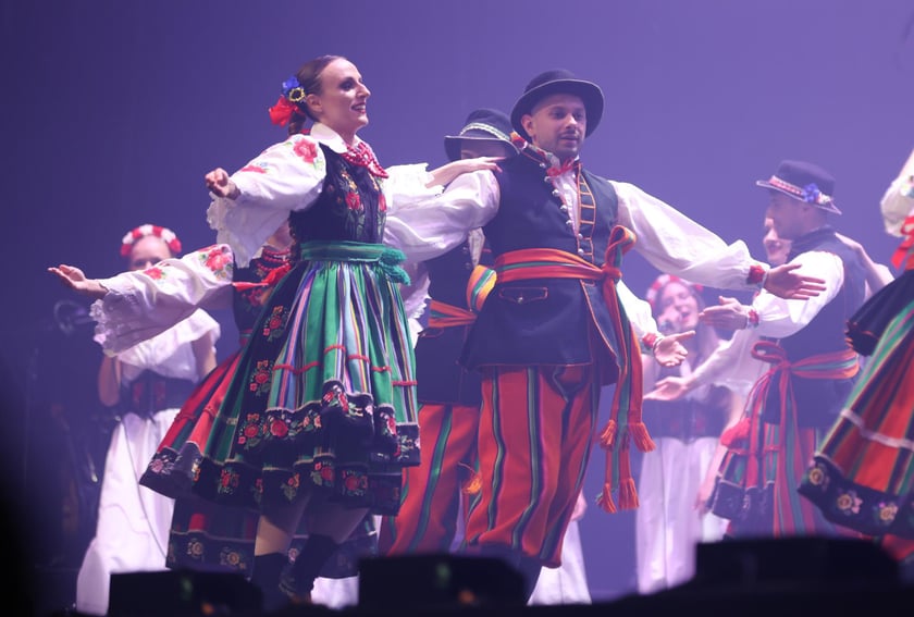 Widowisko "Chłopi Tańcuj Remixed" w Hali Stulecia