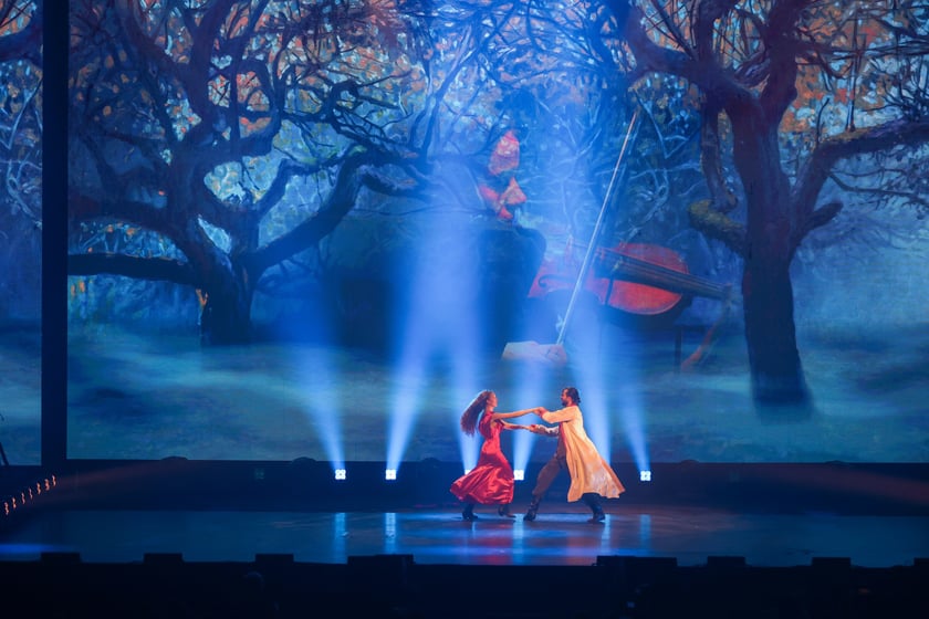 Widowisko "Chłopi Tańcuj Remixed" w Hali Stulecia