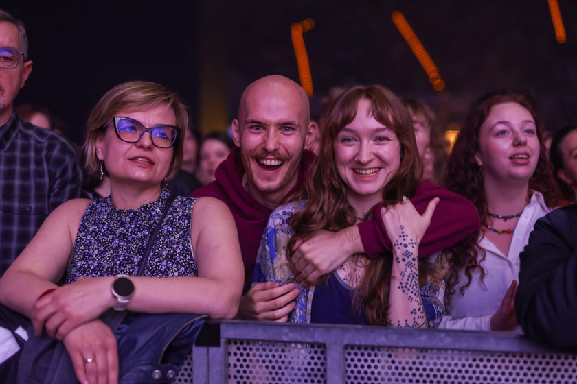 Widowisko "Chłopi Tańcuj Remixed". Hala Stulecia wypełniła się niemal po brzegi