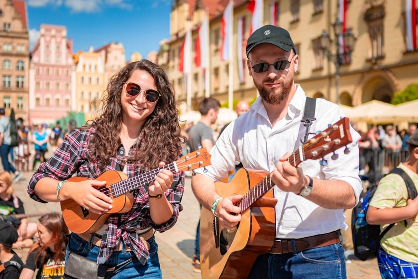 Gitarowy Rekord Świata 2025 na wrocławskim rynku
