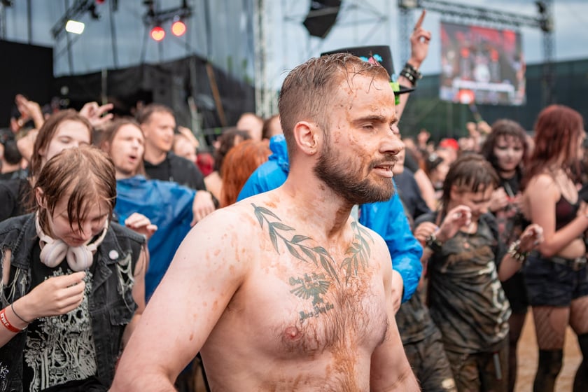 Ostatni dzień 3-Maj&oacute;wki, na scenach m.in.: Kult, Nocny Kochanek, The Rumjacks, KSU, Mrozu