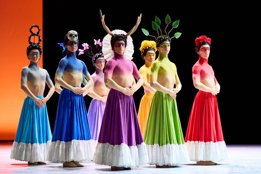 Sceny z baletu &bdquo;Frida&rdquo; w Operze Wrocławskiej