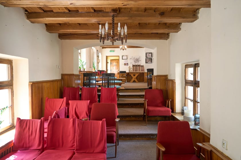 III piętro w kamieniczce &bdquo;Małgosia&rdquo; &ndash; sala wykładowa