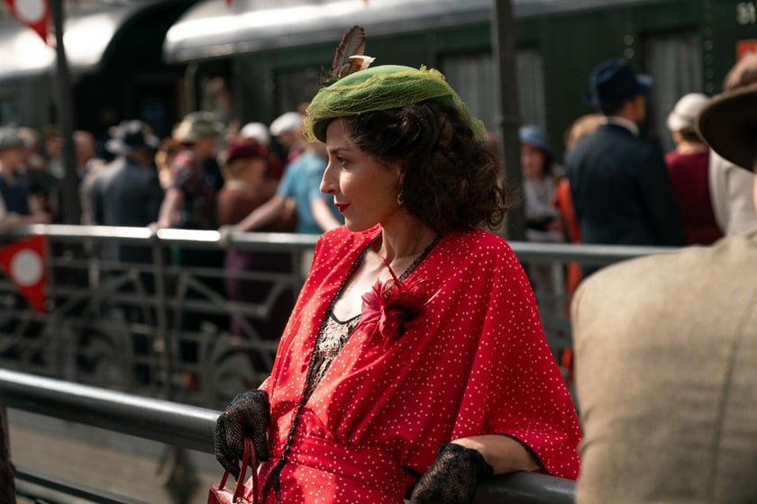 Serial &bdquo;Breslau&rdquo; kręcono we Wrocławiu &ndash; tu bohaterowie na Dworcu Gł&oacute;wnym