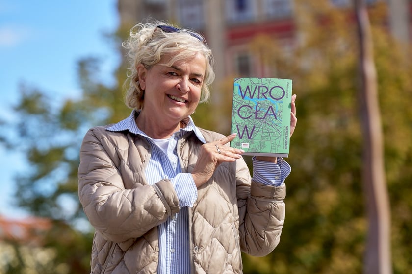 Na zdjęciach Izabela Ganske, autorka książki&nbsp;&bdquo;Wrocław. Nieprzewodnik dla turyst&oacute;w i mieszkańc&oacute;w&rdquo;