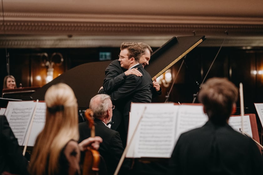 Piotr Alexewicz z dyrygentem Andrzejem Boreyko