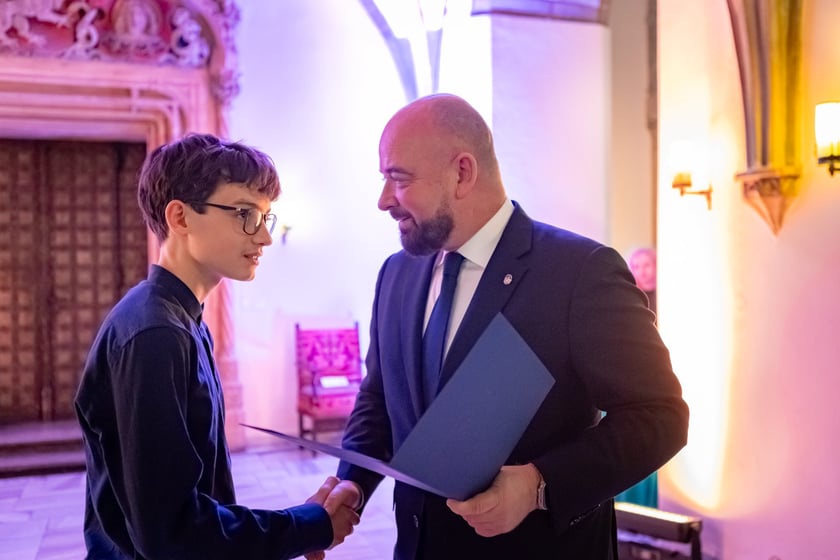 Uroczystość przyznania stypendi&oacute;w dla młodzieży wrocławskiej, uzdolnionej artystycznie