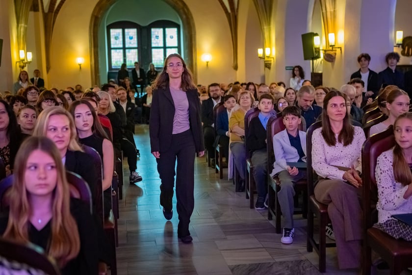 Uroczystość przyznania stypendi&oacute;w dla młodzieży wrocławskiej, uzdolnionej artystycznie