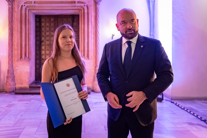 Uroczystość przyznania stypendi&oacute;w dla młodzieży wrocławskiej, uzdolnionej artystycznie