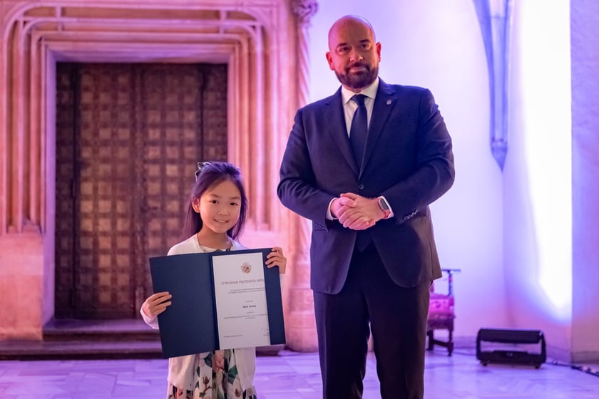 Uroczystość przyznania stypendi&oacute;w dla młodzieży wrocławskiej, uzdolnionej artystycznie