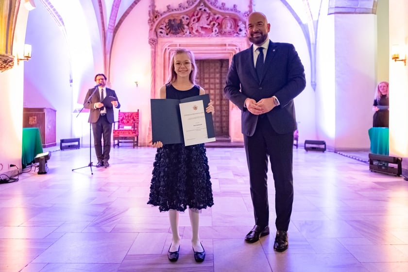 Uroczystość przyznania stypendi&oacute;w dla młodzieży wrocławskiej, uzdolnionej artystycznie