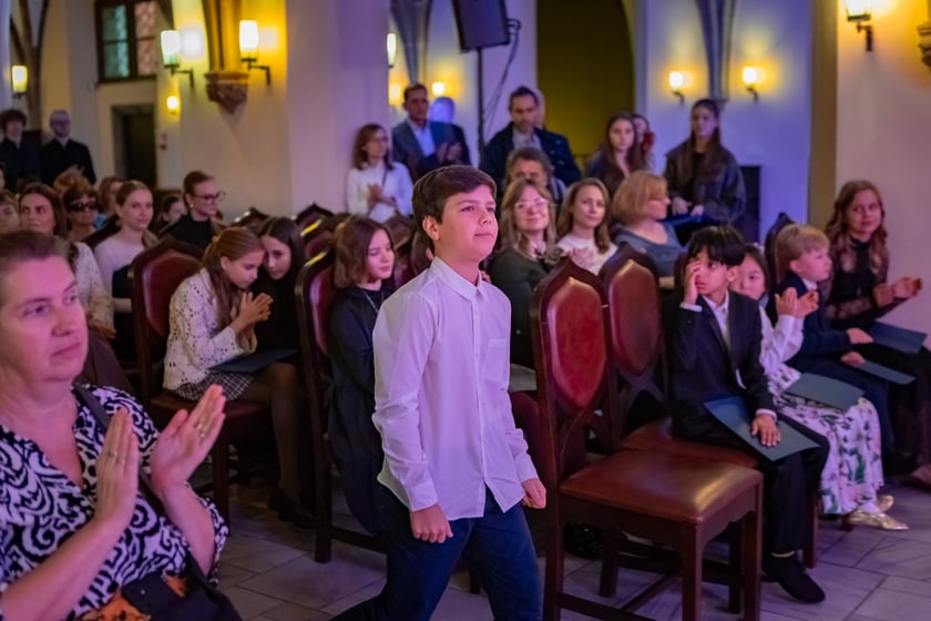 Uroczystość przyznania stypendi&oacute;w dla młodzieży wrocławskiej, uzdolnionej artystycznie