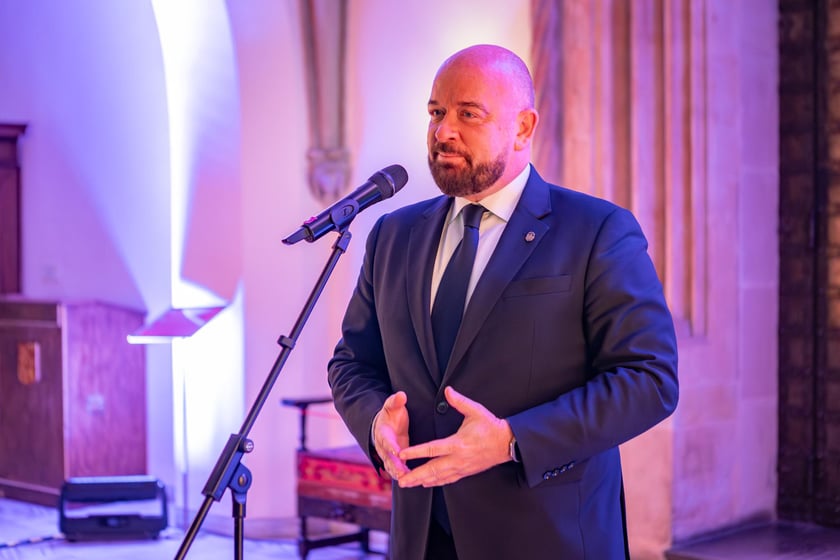 Uroczystość przyznania stypendi&oacute;w dla młodzieży wrocławskiej, uzdolnionej artystycznie