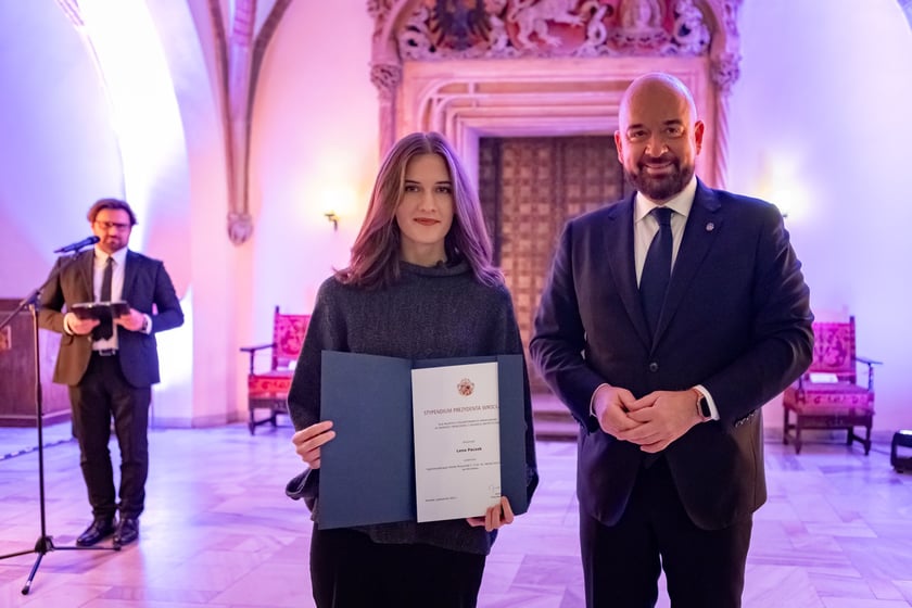 Uroczystość przyznania stypendi&oacute;w dla młodzieży wrocławskiej, uzdolnionej artystycznie