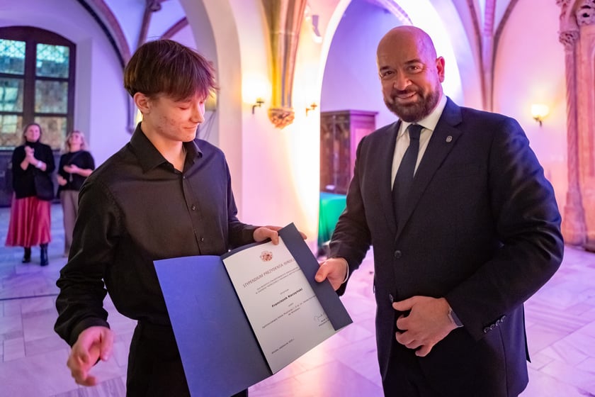 Uroczystość przyznania stypendi&oacute;w dla młodzieży wrocławskiej, uzdolnionej artystycznie