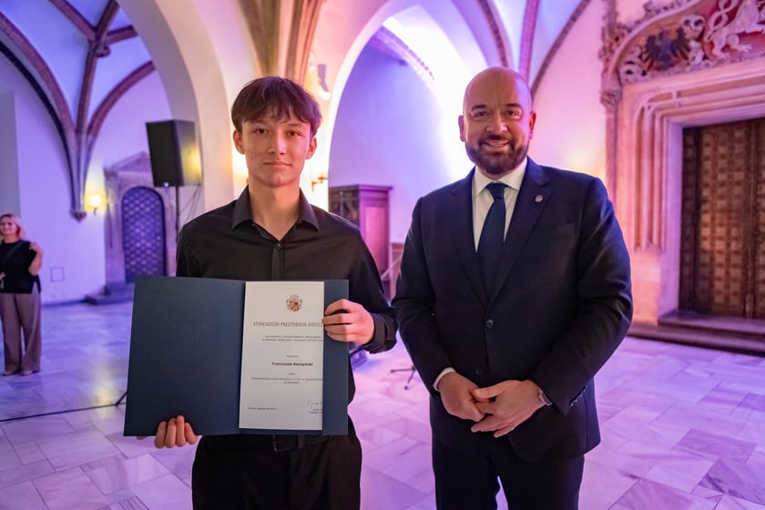 Uroczystość przyznania stypendi&oacute;w dla młodzieży wrocławskiej, uzdolnionej artystycznie