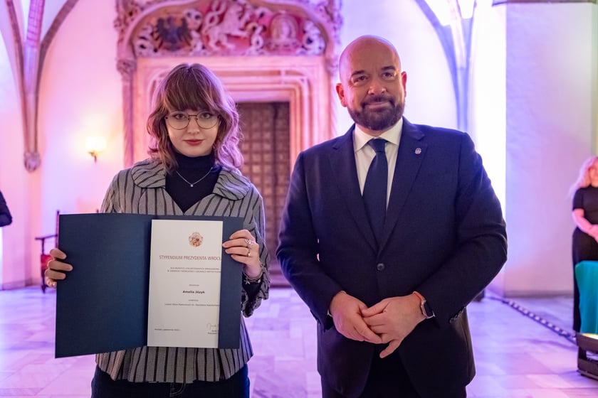 Uroczystość przyznania stypendi&oacute;w dla młodzieży wrocławskiej, uzdolnionej artystycznie