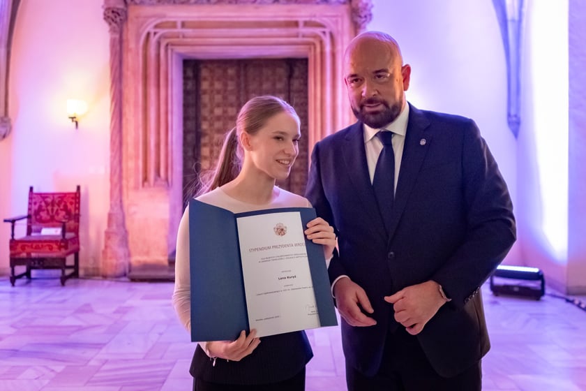 Uroczystość przyznania stypendi&oacute;w dla młodzieży wrocławskiej, uzdolnionej artystycznie