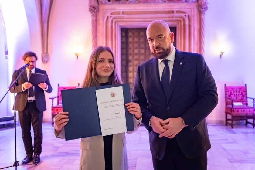 Uroczystość przyznania stypendi&oacute;w dla młodzieży wrocławskiej, uzdolnionej artystycznie