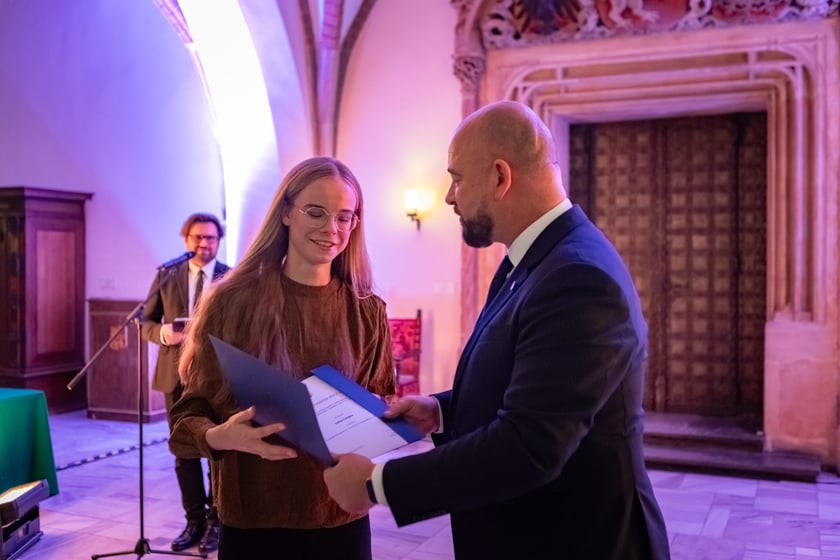 Uroczystość przyznania stypendi&oacute;w dla młodzieży wrocławskiej, uzdolnionej artystycznie