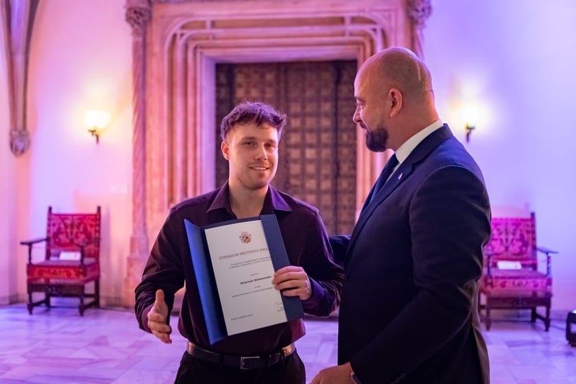 Uroczystość przyznania stypendi&oacute;w dla młodzieży wrocławskiej, uzdolnionej artystycznie